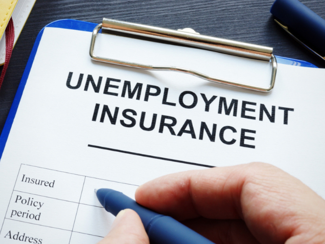Bảo hiểm thất nghiệp cho Thường trú nhân Mỹ
